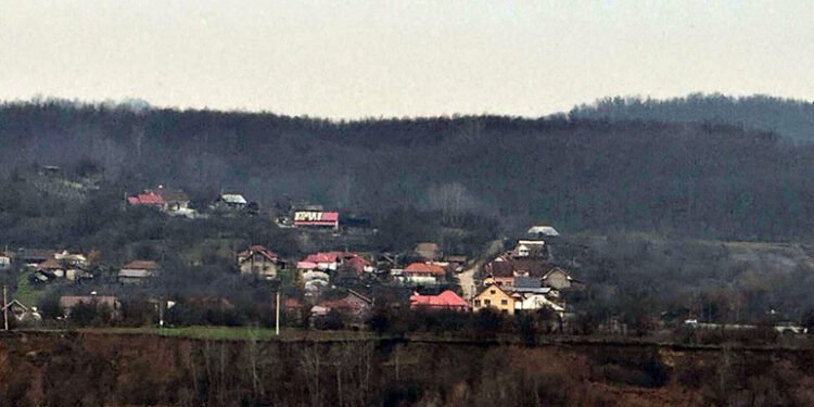Sat în pericol după închiderea unei cariere miniere. O haldă riscă să o ia la vale spre casele oamenilor: „O să fie ca la Seciuri”