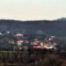 Sat în pericol după închiderea unei cariere miniere. O haldă riscă să o ia la vale spre casele oamenilor: „O să fie ca la Seciuri”
