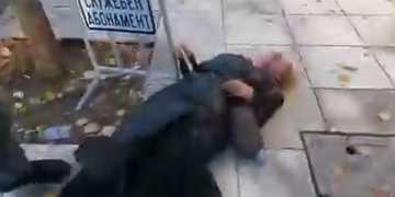 Jurnalistă trântită la pământ de un agent al Serviciului Naţional de Protecţie