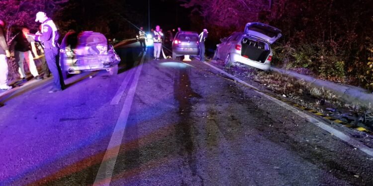 Accident în Gorj! A lovit o mașină, a rănit două persoane și a fugit pe jos! Polițiștii l-au prins