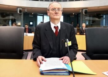 „Scandal de proporții istorice” în Germania: fostul șef al serviciului de informații externe, arestat pentru spionaj și trădare