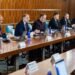 Guvernul aprobă creșterea salariilor la o companie de stat