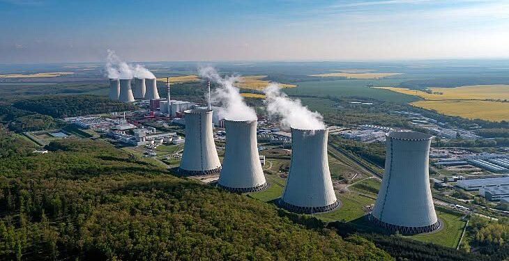 Slovacia a conectat la rețea un nou reactor nuclear. Unitatea poate asigura 13% din consumul țării