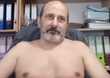 Fost angajat al Inspectoratului Școlar Gorj, după gratii pentru pornografie infantilă. Arestat după o anchetă începută în urmă cu opt luni