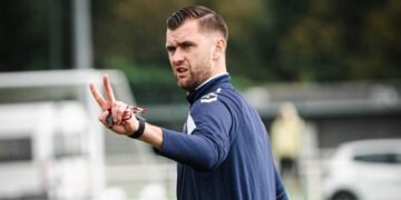 A câştigat cu 13-0 şi a fost dat afară după doar 48 de ore!
