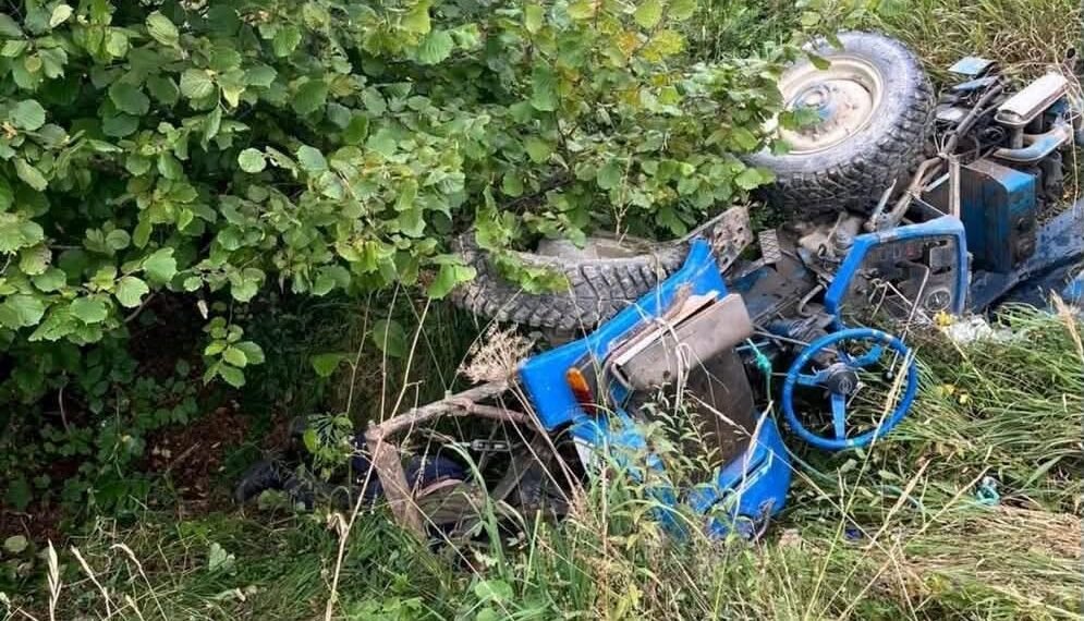Prins sub tractor. Din păcate, nu a putut fi salvat!